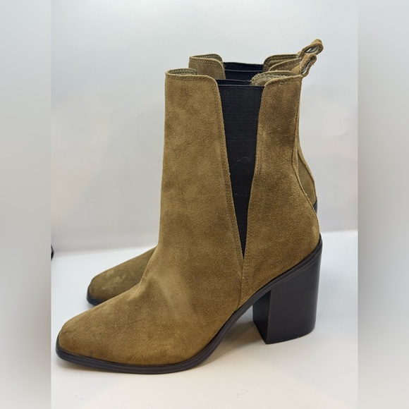 Marc Fisher LTD Size 8 Women's Tan Kristie Suede Ankle Boots - Picture 4 of 10